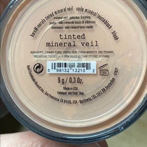 Bare Escentuals * Tinted MINERAL VEIL* Powder